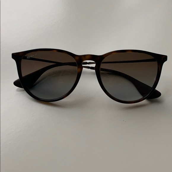 Ray Ban Erika classic sunglasses - Picture 1 of 4